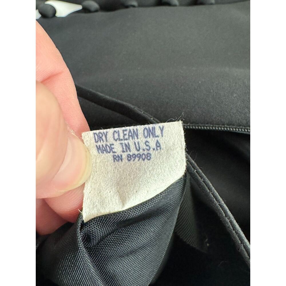 Vintage Victor Costa Elegant Black Dress w/White Accents in exquisite condition - Picture 9 of 10